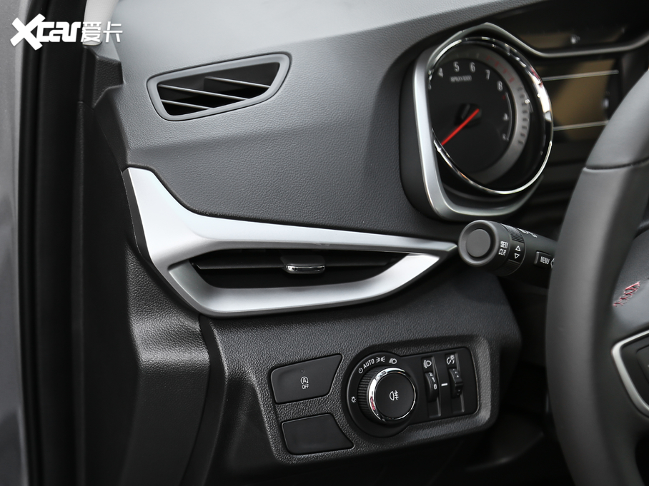 2020�����m�� �p�� Redline 530T �Ԅӿv���� 5+2��