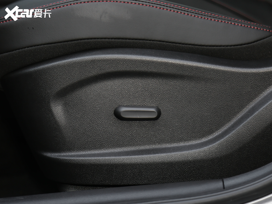 2020�����m�� �p�� Redline 530T �Ԅӿv���� 5+2��