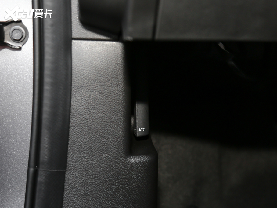 2020�����m�� �p�� Redline 530T �Ԅӿv���� 5+2��