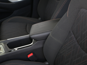 2020���p�� Redline 530T �Ԅӿv���� 5+2�� ���������