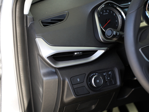 2020���p�� Redline 530T �Ԅӿv���� 5+2�� �п؅^