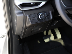 2020���p�� Redline 530T �Ԅӿv���� 5+2�� �п؅^