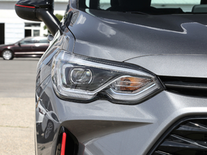 2020���p�� Redline 530T �Ԅӿv���� 5+2�� �������^