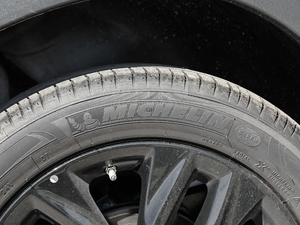 2020���p�� Redline 530T �Ԅӿv���� 5+2�� �������^