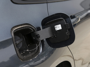 2021Redline 550T ԄJӰ w