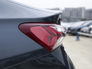 2021Redline 550T ԄJӰ ^