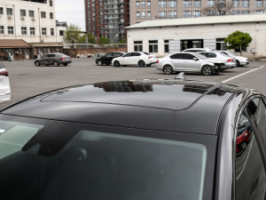 2021Redline 550T ԄJǰ ܇