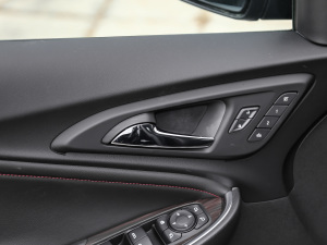 2021Redline 550T ԄJǰ g