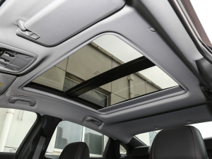 2021Redline 550T ԄJǰ g