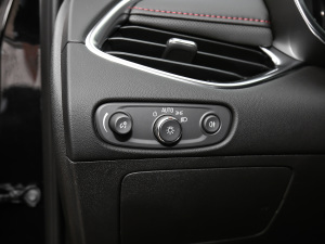 2021Redline 550T ԄJǰ п؅^