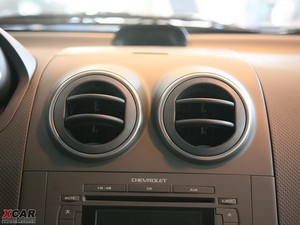 2009款1.4L 手动舒适版 空调出风口