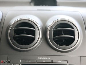 2009款1.6L 自动豪华版 空调出风口