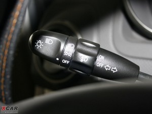 2009款1.4L 自动舒适版 中控区