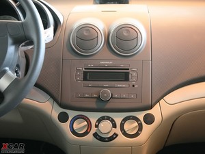 2009款1.4L 手动舒适版 中控台