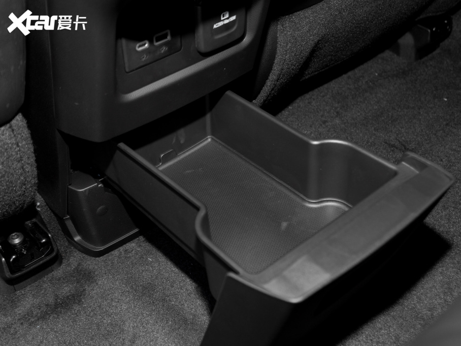 2022ѩm_ p 650T RS Twin-Clutch (q) 7 