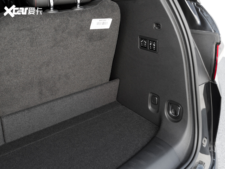 2022ѩm_ p 650T RS Twin-Clutch (q) 7 