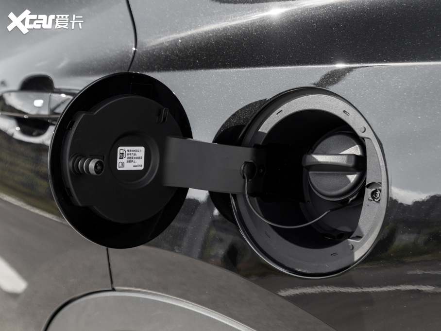 2022ѩm_ p 650T Redline 7 