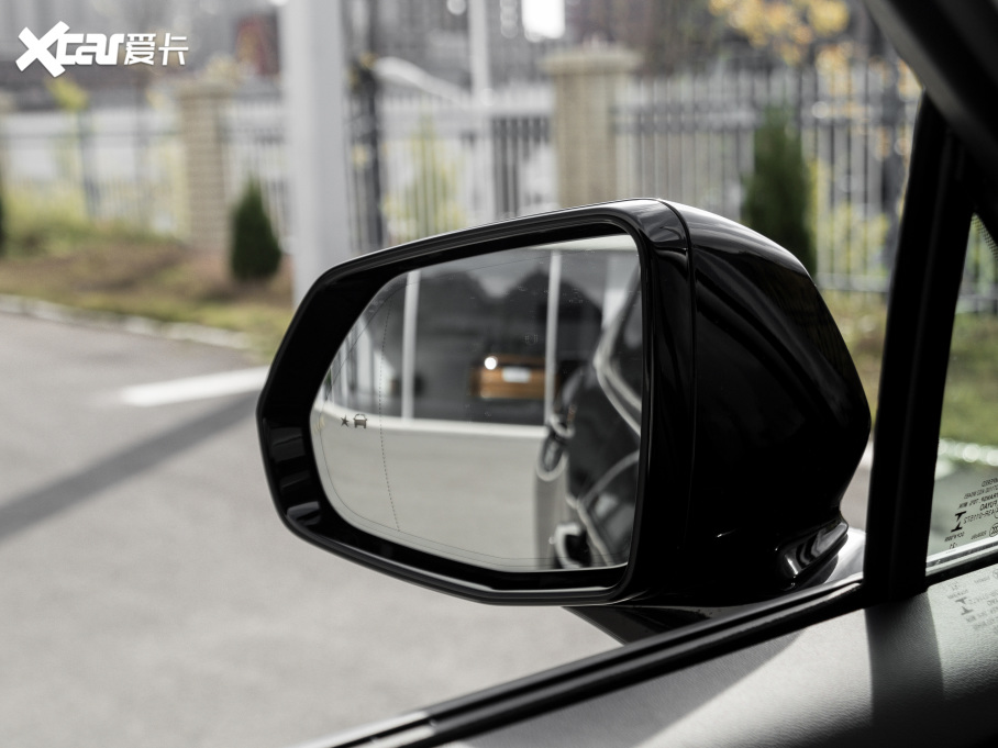 2022ѩm_ p 650T Redline 7 