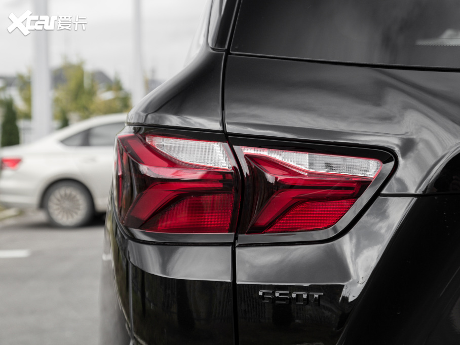 2022ѩm_ p 650T Redline 7 