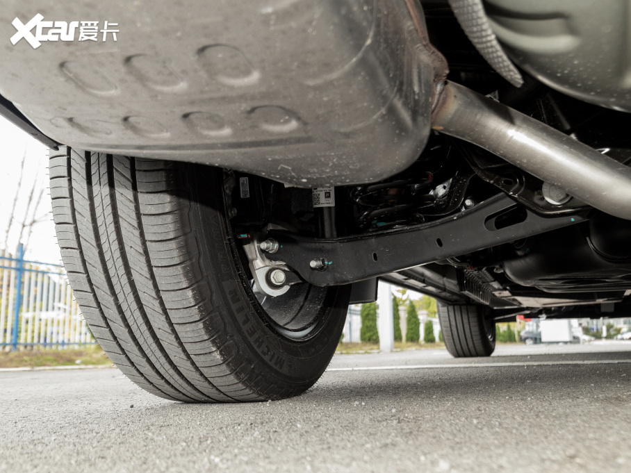 2022ѩm_ p 650T Redline 7 