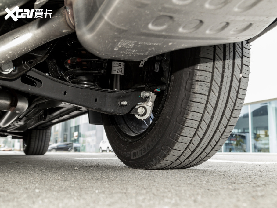 2022ѩm_ p 650T Redline 7 