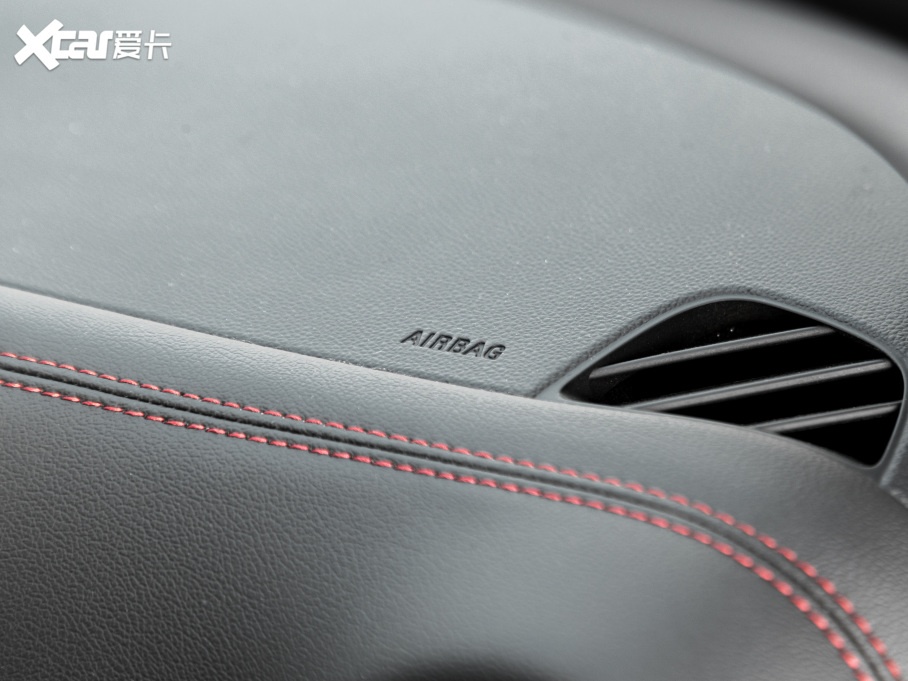 2022ѩm_ p 650T Redline 7 