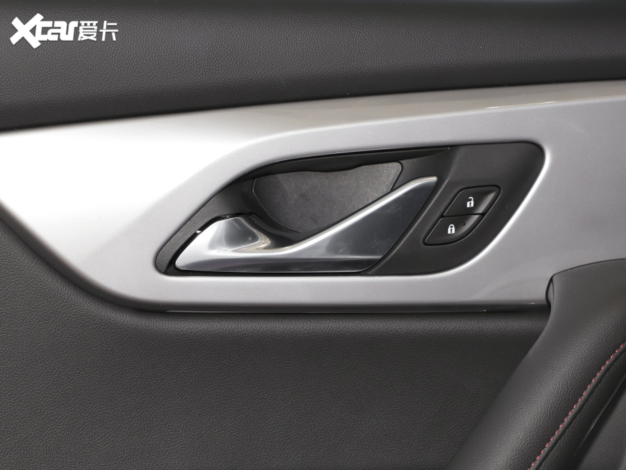 2022ѩm_ p 650T Redline 5 Ͱ