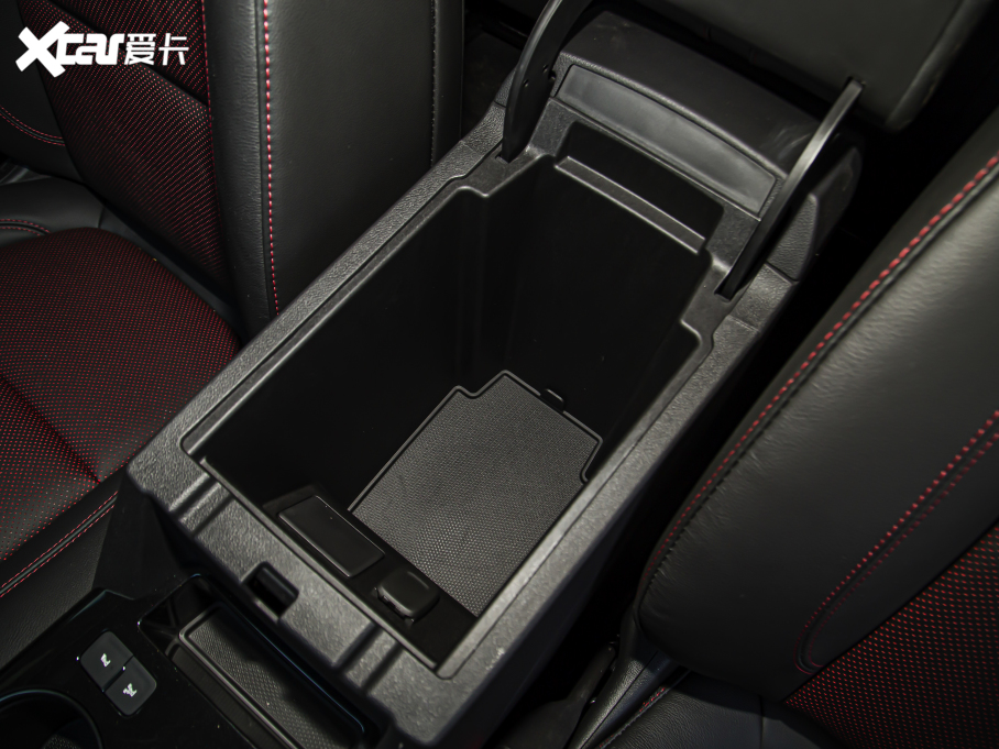 2022ѩm_ p 650T RS Twin-Clutch 7 ҹ