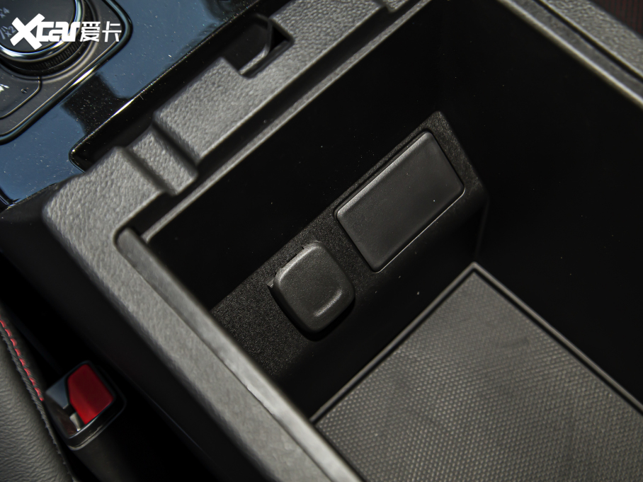 2022ѩm_ p 650T RS Twin-Clutch 7 ҹ