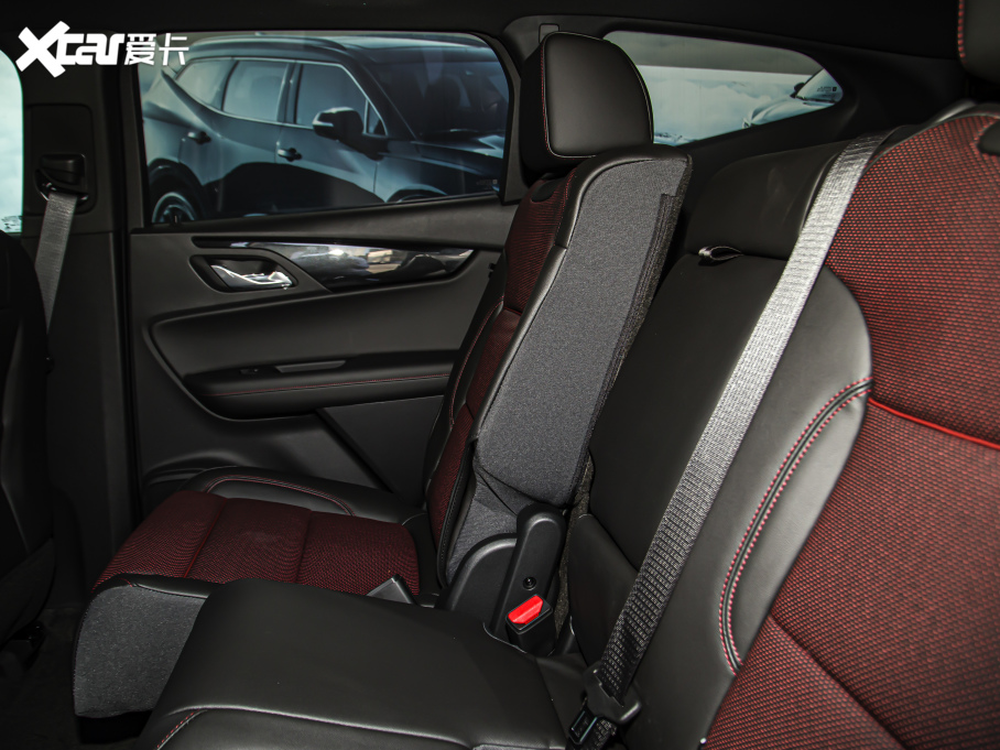 2022ѩm_ p 650T RS Twin-Clutch (q)7 ҹ