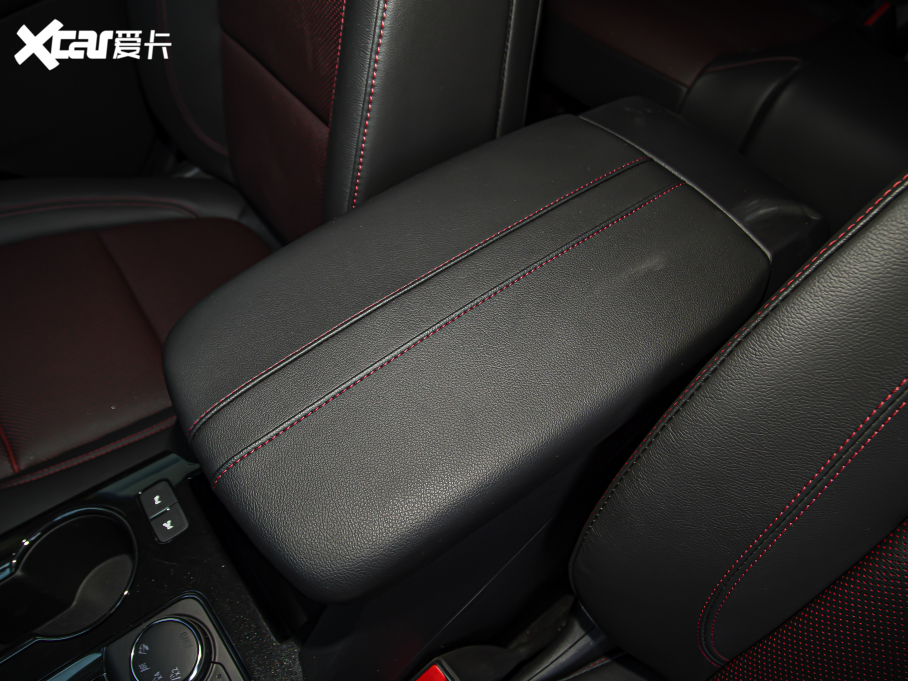 2022ѩm_ p 650T RS Twin-Clutch (q)7 ҹ