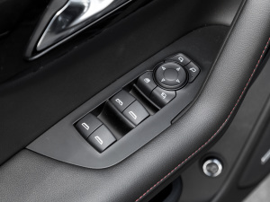 2022p 650T RS Twin-Clutch (q) 7  п؅^(q)