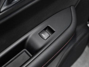 2022p 650T RS Twin-Clutch (q) 7  п؅^(q)