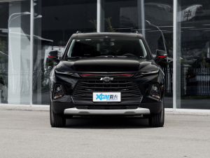 2022款轻混 650T Redline 7座 霆版 整体外观