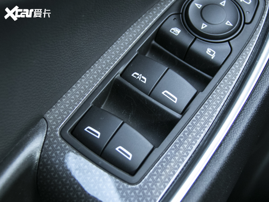 2022~JXL Redline 550T ԄJ110o