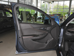 2022Redline 550T ԄJ(lin) {λ܇T