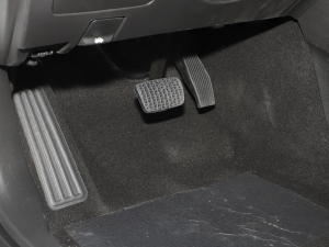 2022Redline 550T ԄJǰ п؅^(q)