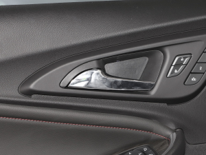 2022Redline 550T ԄJǰ п؅^(q)