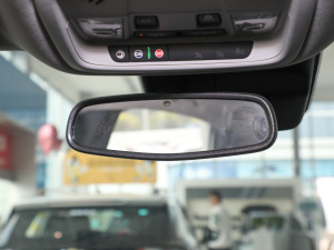 2022Redline 550T ԄJǰ110o ܇ȺҕR