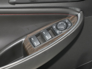 2022Redline 550T ԄJǰ110o п؅^(q)