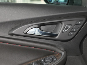 2022Redline 550T ԄJǰ110o п؅^(q)