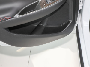 2022Redline 550T ԄJǰ110o Tg