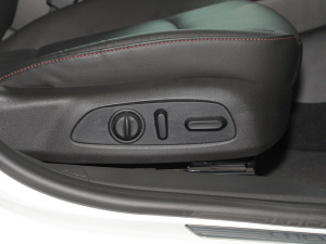 2022Redline 550T ԄJǰ110o g