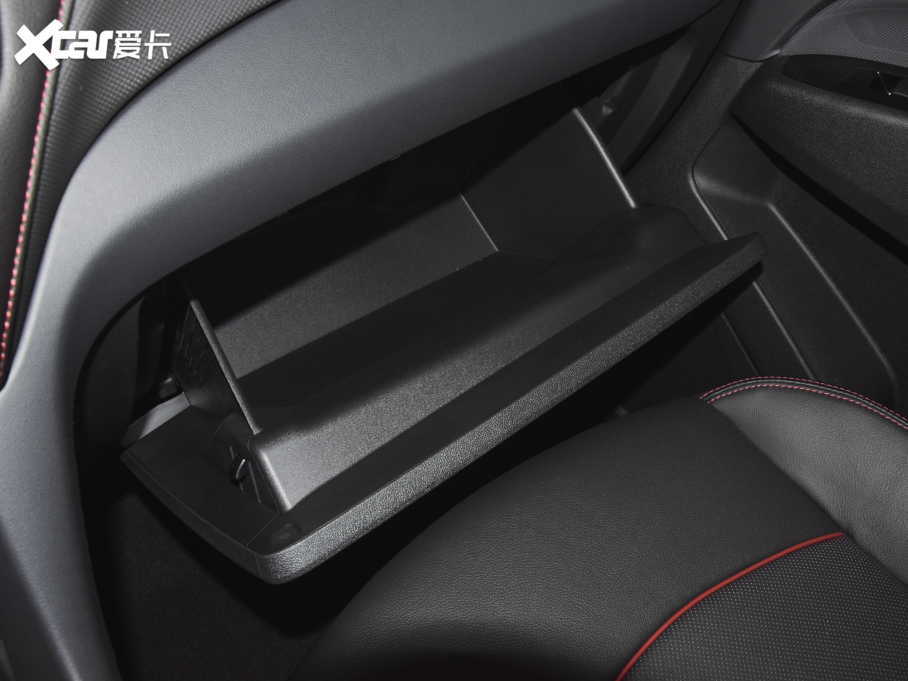 2022̽ p 550T RS 9AT (q)ؽ