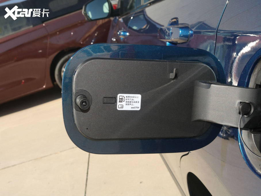 2022̽ p 550T RS 9AT ܺ