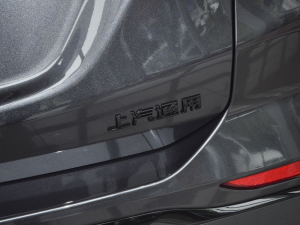 2022p 550T RS 9AT ؽ ^