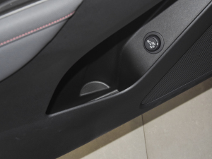 2022p 550T RS 9AT ؽ ǰTg