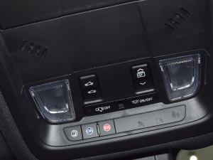 2022p 550T RS 9AT ؽ п؅^(q)