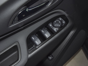 2022p 550T RS 9AT (q)ؽ п؅^(q)