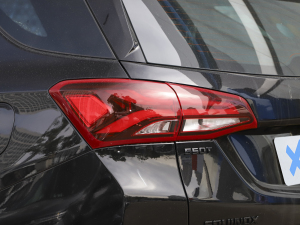 2022p 550T RS 9AT ؽ β